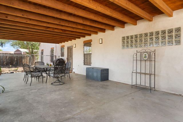 13 Vista De Las Cruces Road, Los Lunas, NM 87031