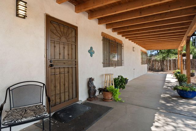13 Vista De Las Cruces Road, Los Lunas, NM 87031