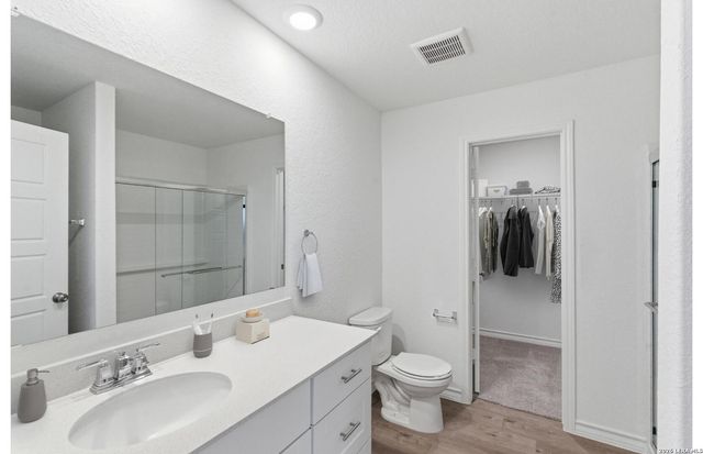 439 White Heron Way, Marion, TX 78124