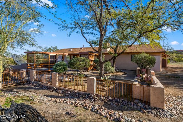 4421 N Calle Llanura, Tucson, AZ 85745