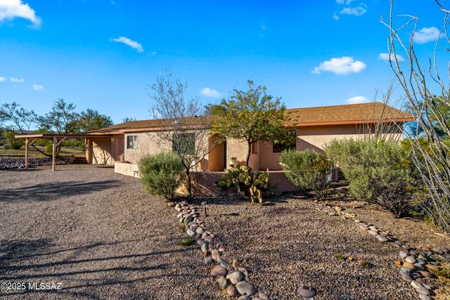 4421 N Calle Llanura, Tucson, AZ 85745