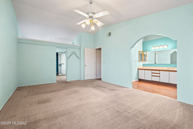 4421 N Calle Llanura, Tucson, AZ 85745