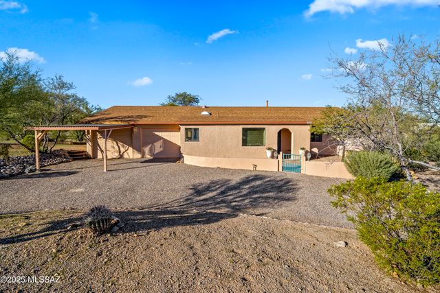 4421 N Calle Llanura, Tucson, AZ 85745