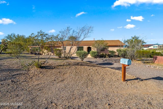 4421 N Calle Llanura, Tucson, AZ 85745