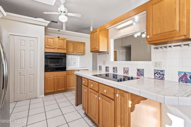 4421 N Calle Llanura, Tucson, AZ 85745