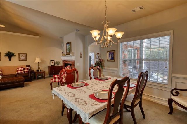 339 Crossroads Drive, Social Circle, GA 30025