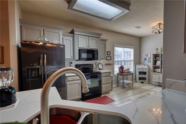 339 Crossroads Drive, Social Circle, GA 30025