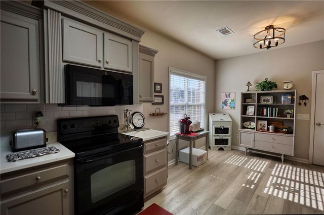 339 Crossroads Drive, Social Circle, GA 30025