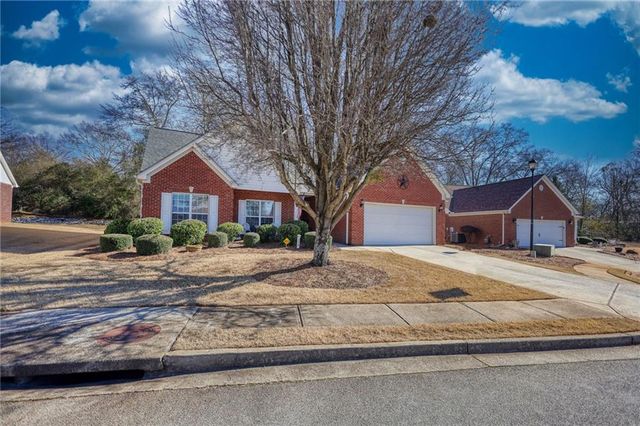339 Crossroads Drive, Social Circle, GA 30025