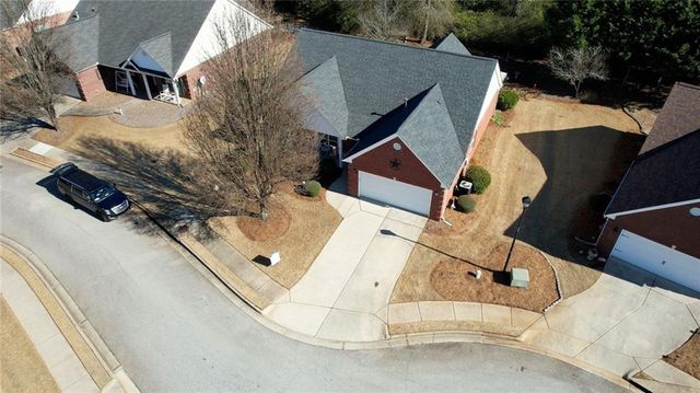 339 Crossroads Drive, Social Circle, GA 30025