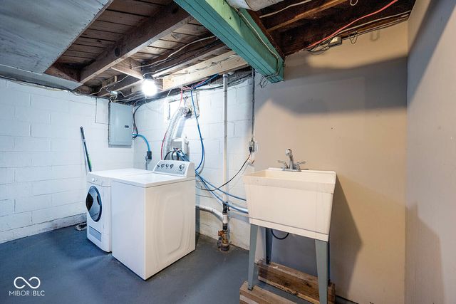 5085 Kingsley Drive, Indianapolis, IN 46205