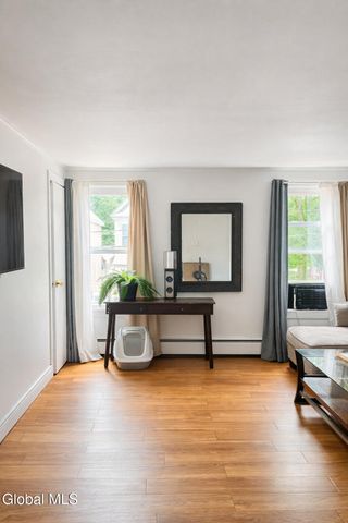 1325 6th Avenue, Schenectady, NY 12303