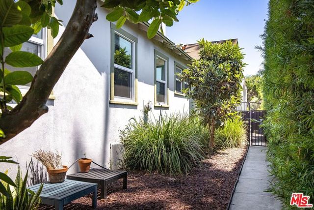 5100 Monte Vista Street, Los Angeles, CA 90042