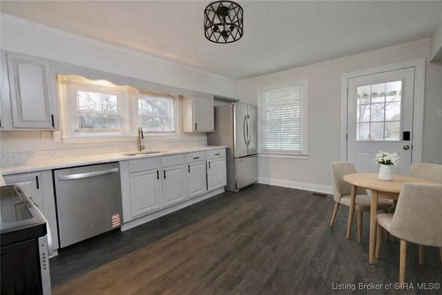 903 Merriam Drive, Jeffersonville, IN 47129