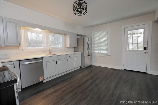 903 Merriam Drive, Jeffersonville, IN 47129