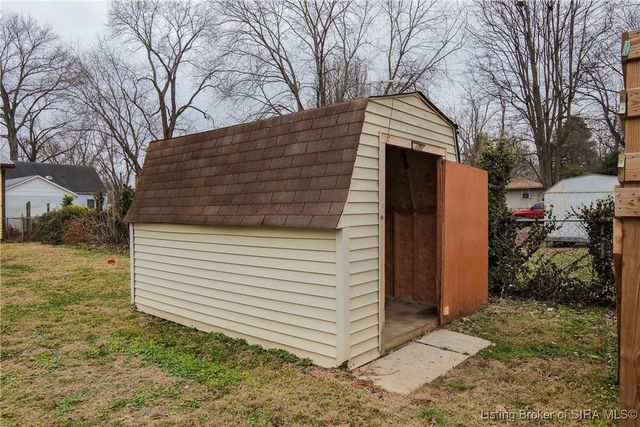 903 Merriam Drive, Jeffersonville, IN 47129