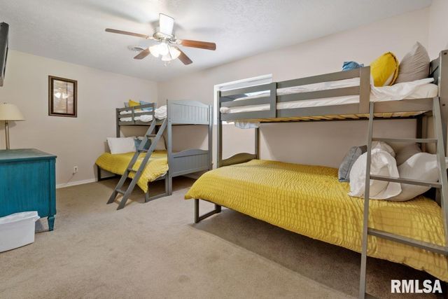 28 PERKINS Lane, Golconda, IL 62938