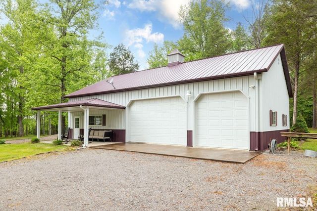 28 PERKINS Lane, Golconda, IL 62938