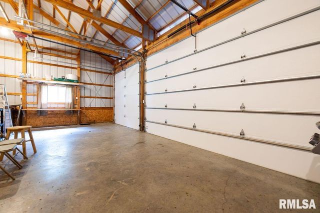 28 PERKINS Lane, Golconda, IL 62938