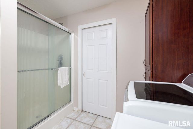 28 PERKINS Lane, Golconda, IL 62938