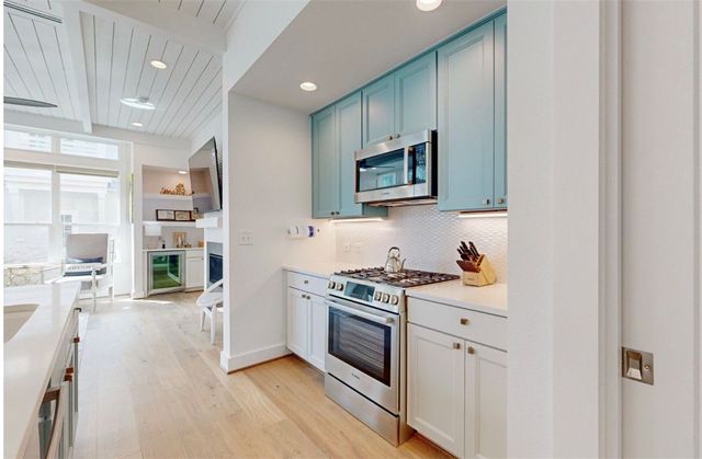 600 Center Square North 15, Port Aransas, TX 78373