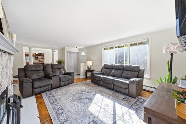 939 Hildreth Street, Dracut, MA 01826