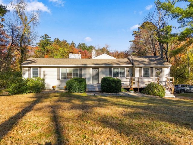 939 Hildreth Street, Dracut, MA 01826