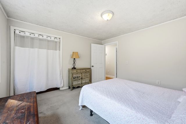 939 Hildreth Street, Dracut, MA 01826