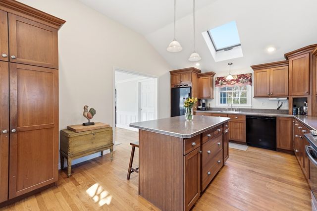 939 Hildreth Street, Dracut, MA 01826