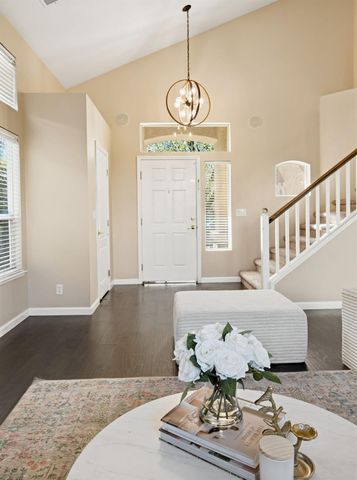 1384 Walden Dr, Folsom, CA 95630