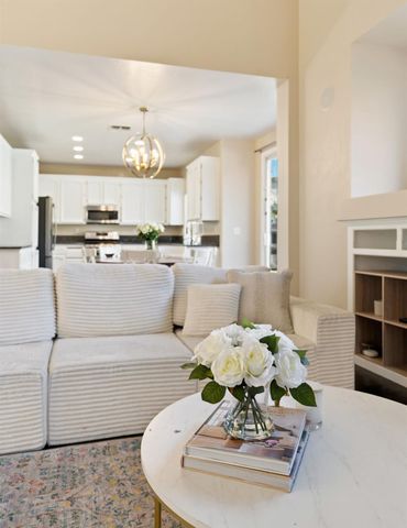 1384 Walden Dr, Folsom, CA 95630