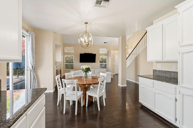 1384 Walden Dr, Folsom, CA 95630