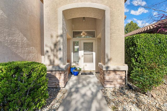 1384 Walden Dr, Folsom, CA 95630