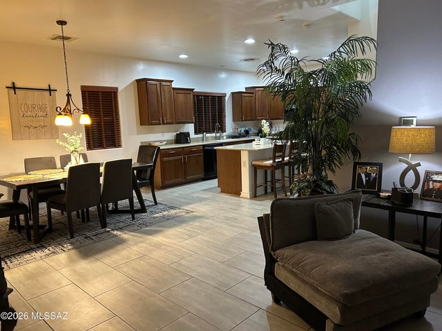 10565 E Native Rose Trail, Tucson, AZ 85747