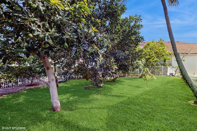 2690 Linkside Drive, Wellington, FL 33414