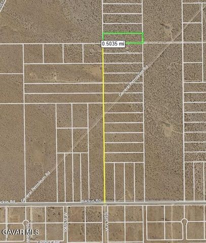 10500 W Maxwell Avenue, Rosamond, CA 93560