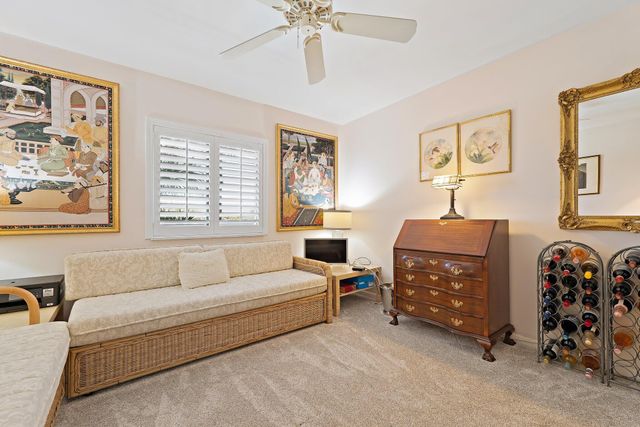 401 Ocean Bluffs Boulevard 402, Jupiter, FL 33477