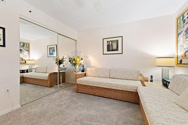 401 Ocean Bluffs Boulevard 402, Jupiter, FL 33477