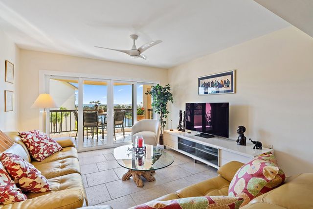 401 Ocean Bluffs Boulevard 402, Jupiter, FL 33477