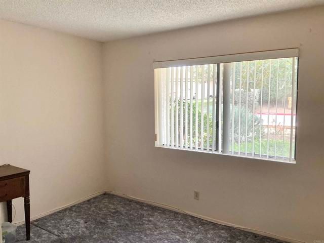 956 Woodcreek Road, Fallbrook, CA 92028