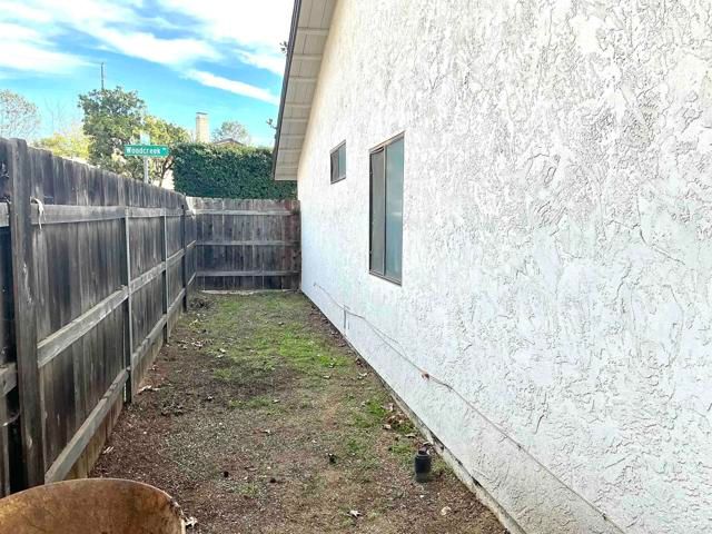 956 Woodcreek Road, Fallbrook, CA 92028