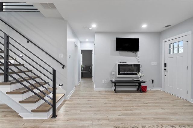 1350 Elizabeth SW Avenue, Atlanta, GA 30310