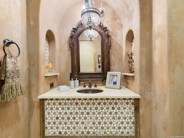 14454 Santa Rita, Helotes, TX 78023