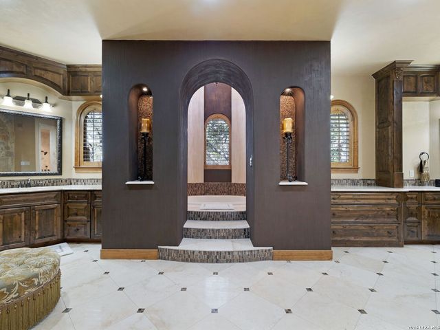 14454 Santa Rita, Helotes, TX 78023