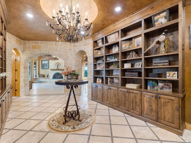 14454 Santa Rita, Helotes, TX 78023