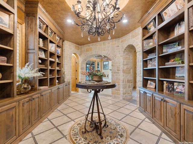 14454 Santa Rita, Helotes, TX 78023