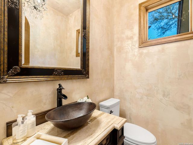 14454 Santa Rita, Helotes, TX 78023