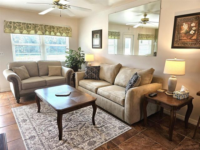 44 Woodland Drive 205, Vero Beach, FL 32962