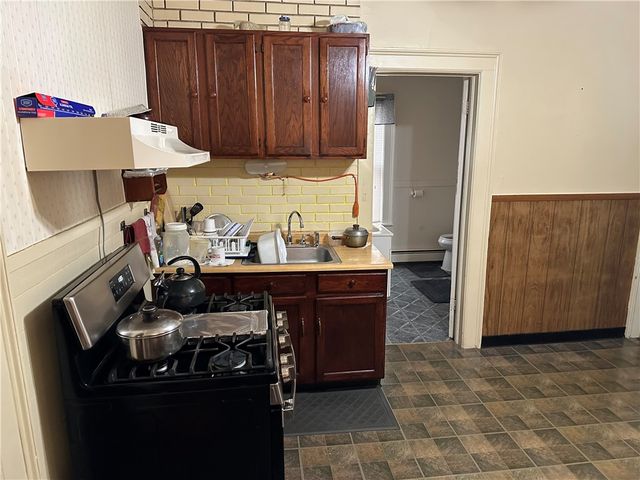 36 Heidelberg Street, Rochester, NY 14609