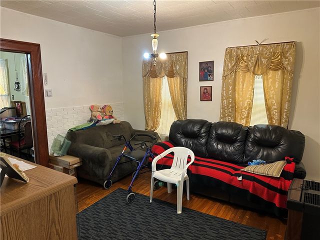 36 Heidelberg Street, Rochester, NY 14609